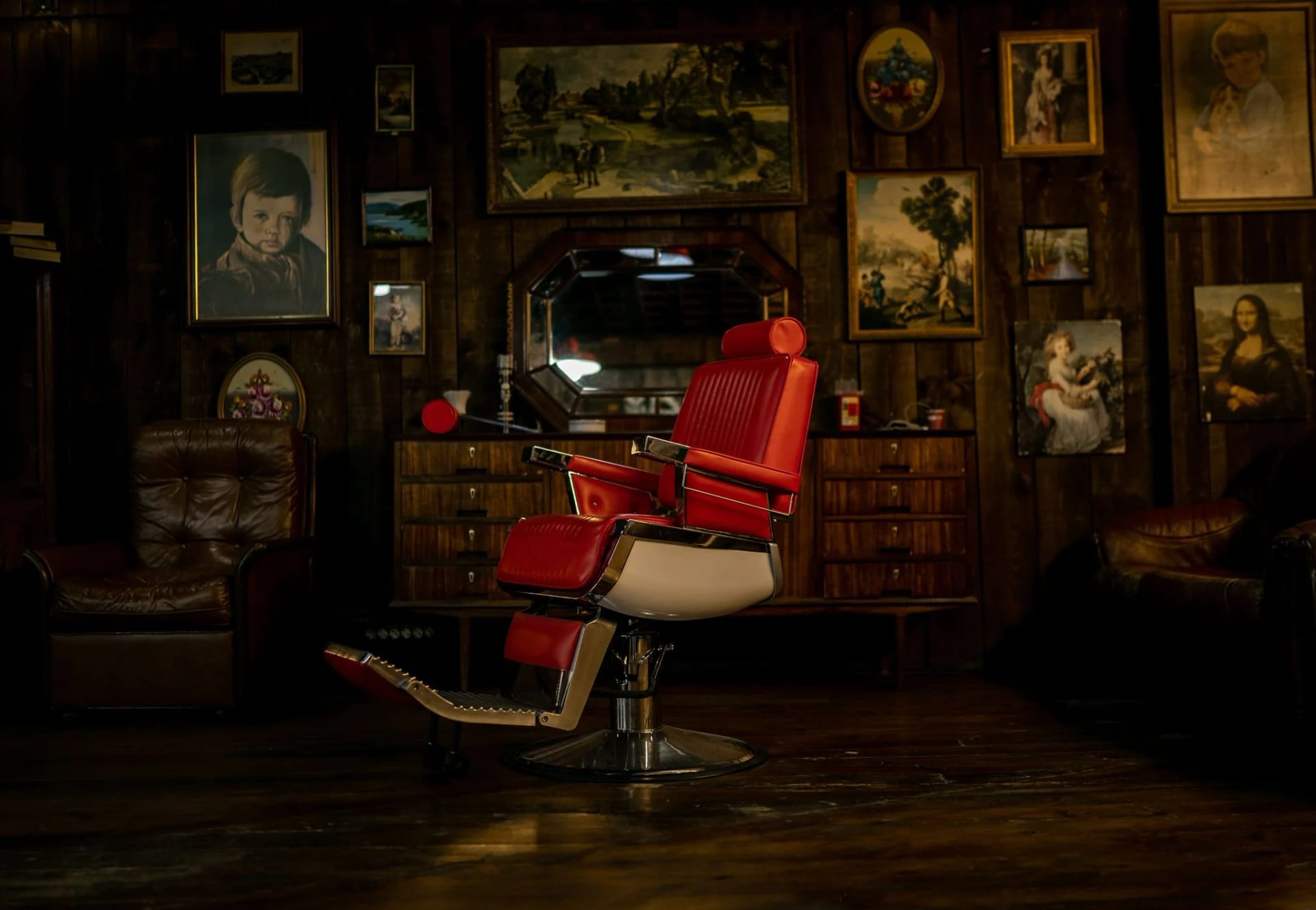 Von klassisch bis modern: Barbershop Einrichtungen im Wandel der Zeit