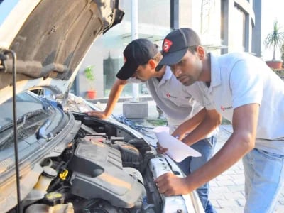 Auto mit Motorschaden verkaufen AK Autos bietet kostenlosen Ankauf und Abholung