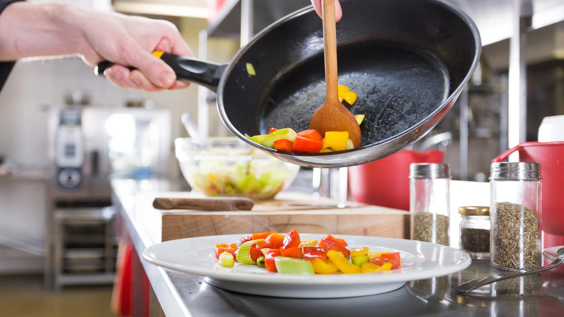 Die Testsieger Pfanne von GreenKitchen: Kochen mit Stil und Leistung